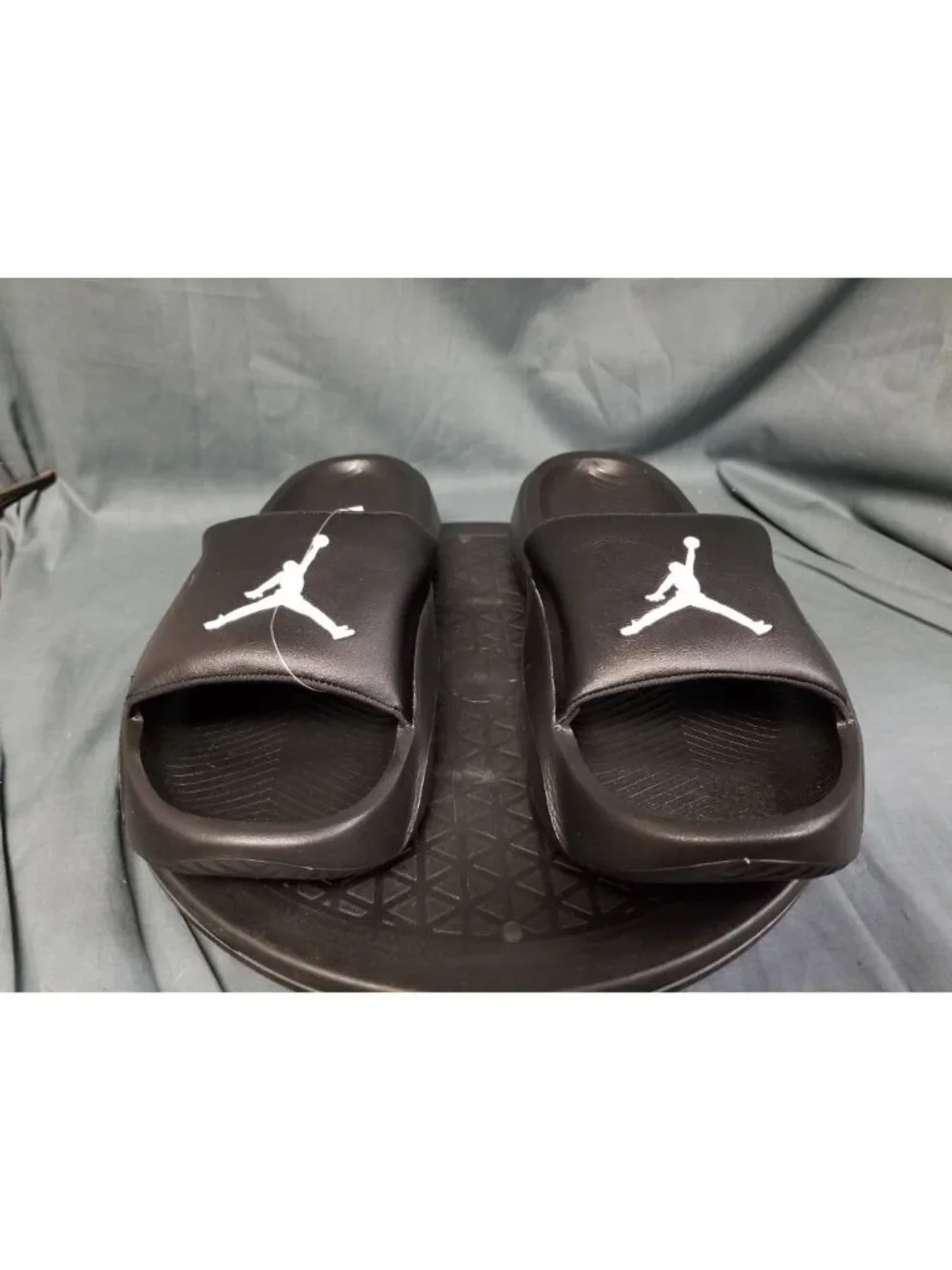 Jordan Franchise Slides Black White HF3263 001 Mens Size 9 NEW w/TAGS!
